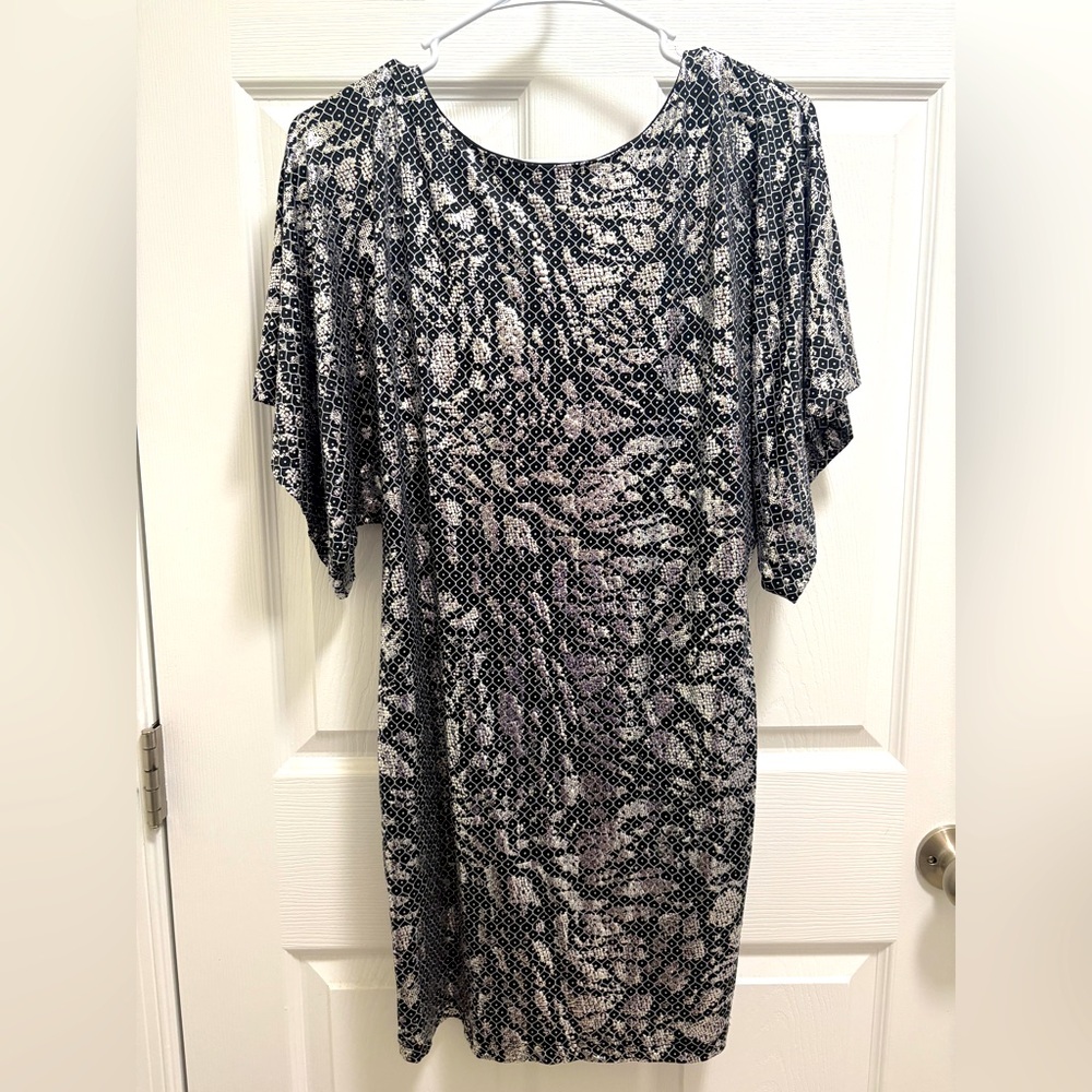 Hailey Logan by Adrianna Papell Black and Silver Dress